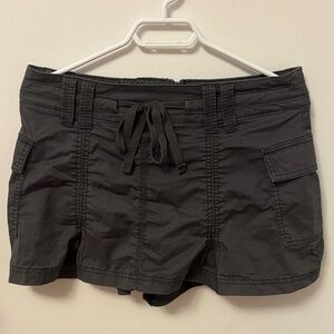 Hollister Charcoal Women's Cargo Skort